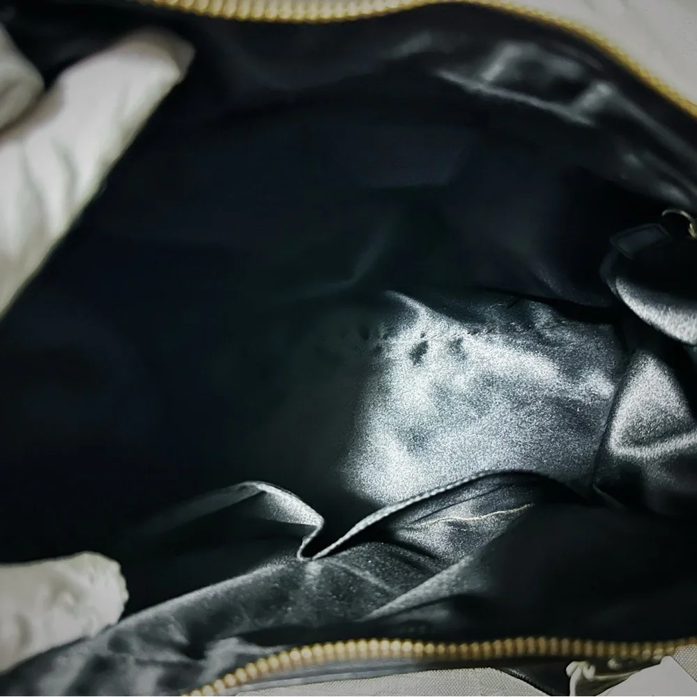 Vintage Style Y2K Coach Black Leather Shoulder Bag with Gold Accents make offer - Picture 12 of 17